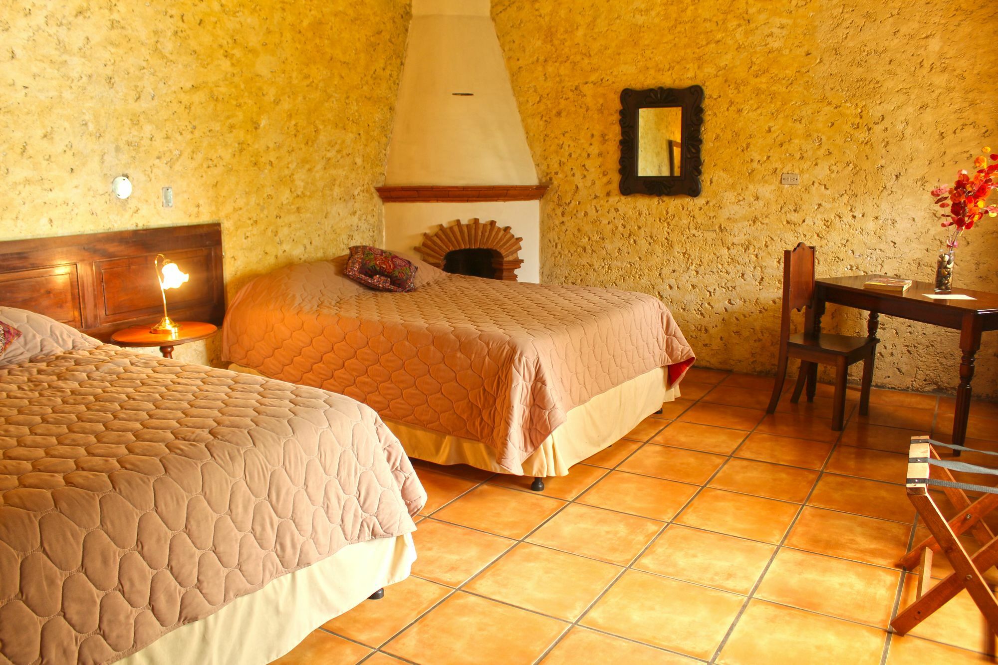 Naif Boutique Hotel Antigua Kültér fotó